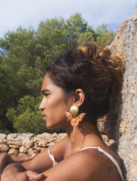 Pendientes polillas