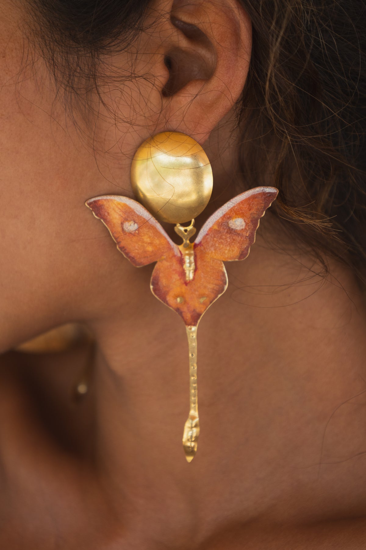 Pendientes polillas