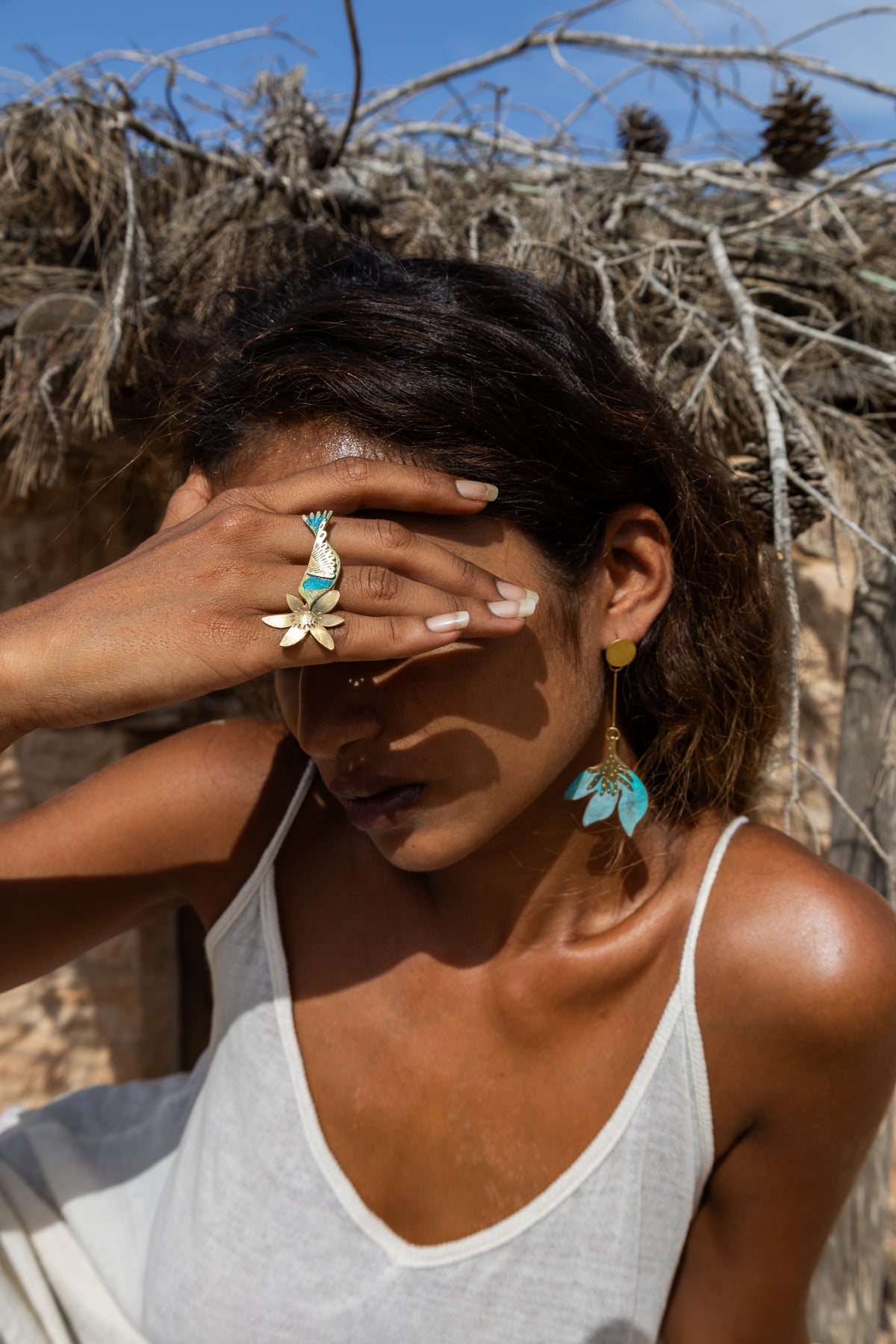 Anillo un colibri indiscreto