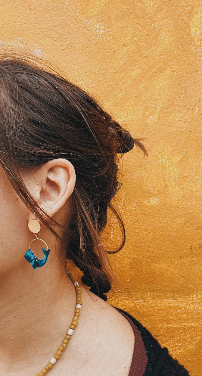 Pendientes pequeñas ballenas