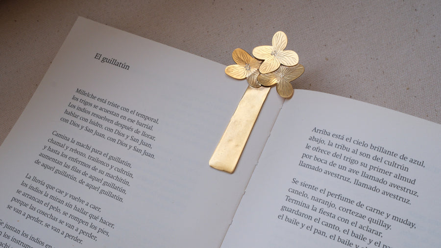 Señalador para libros hortensia