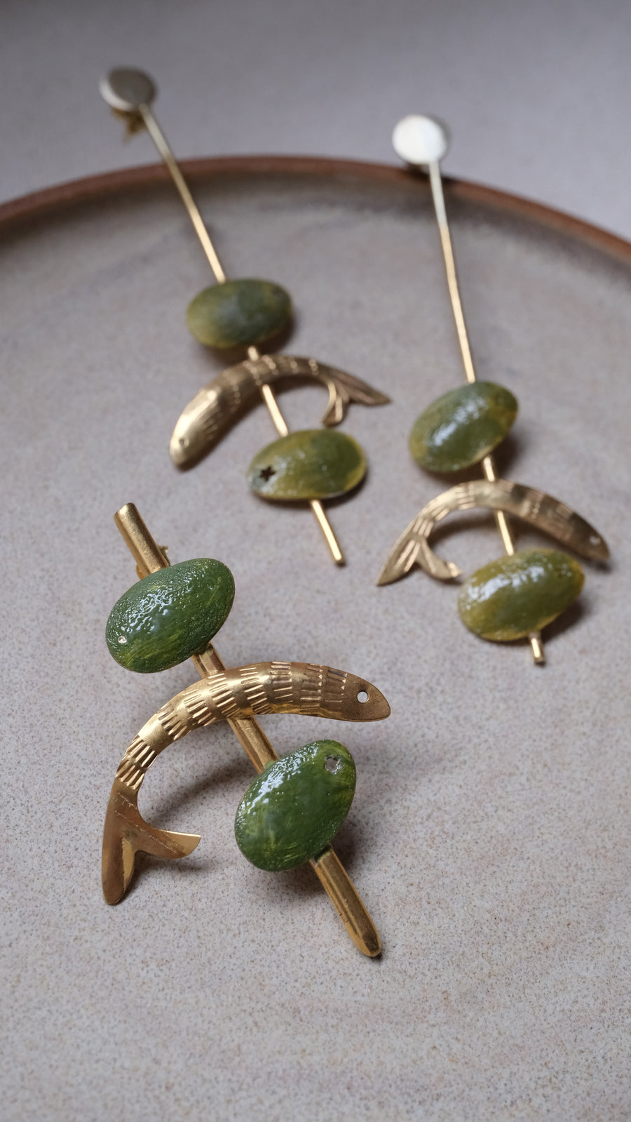Pendientes pinchito sardinas y aceitunas