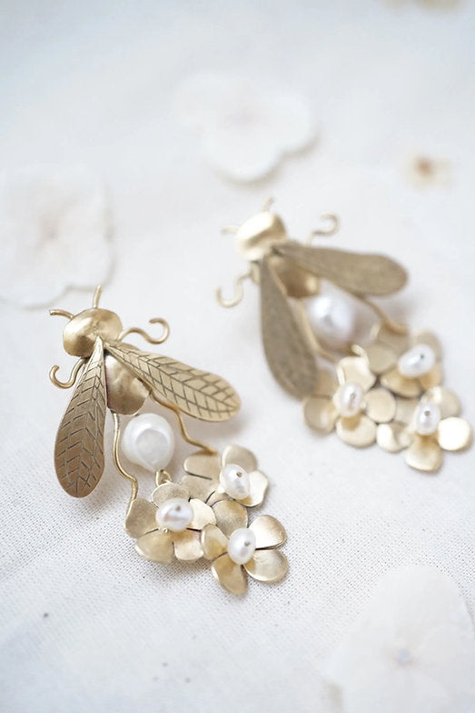Pendientes abejas y perlas