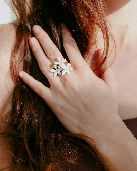 Anillo jazmin del aire