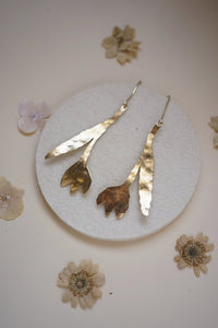 Pendientes corté una flor