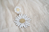 Pendientes de margaritas y girasoles