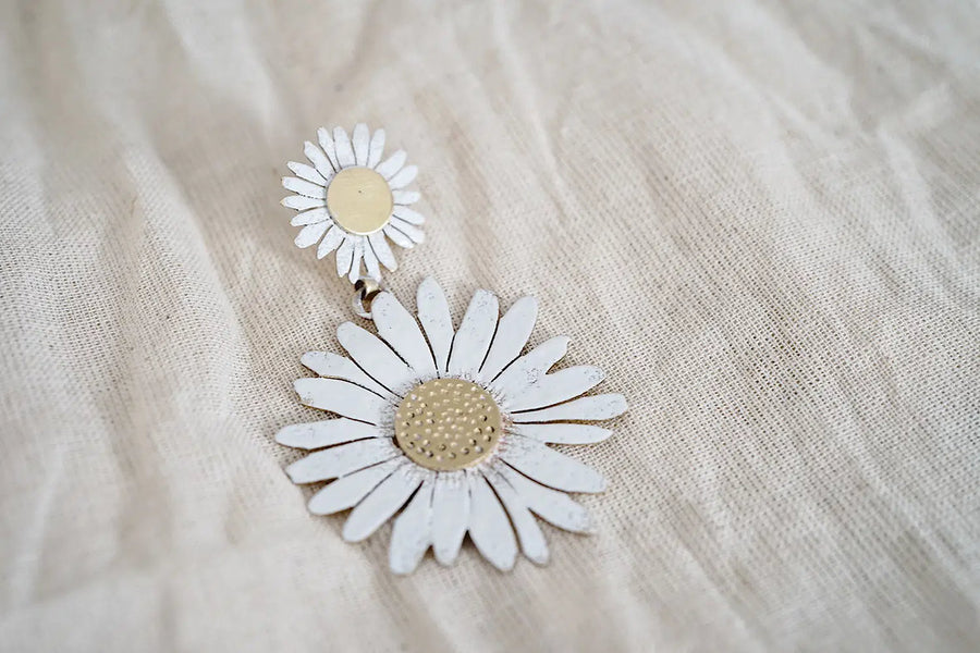 Pendientes de margaritas y girasoles