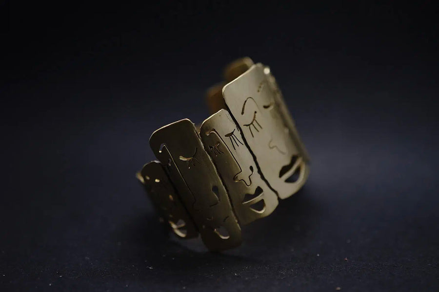 Brazalete caritas