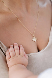Collar hortensia simple