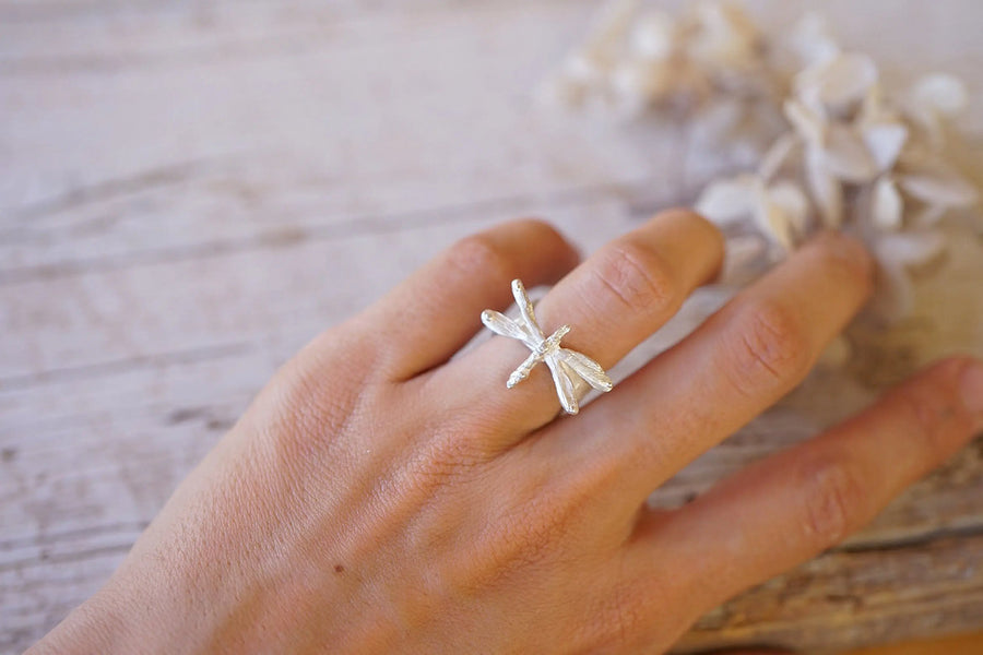 Anillo libélula
