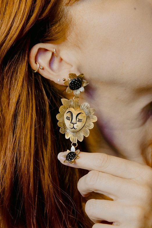 Pendientes leo