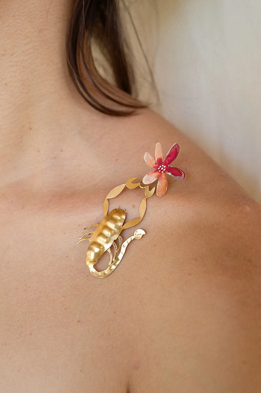 Pendientes escorpio