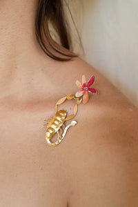 Pendientes escorpio