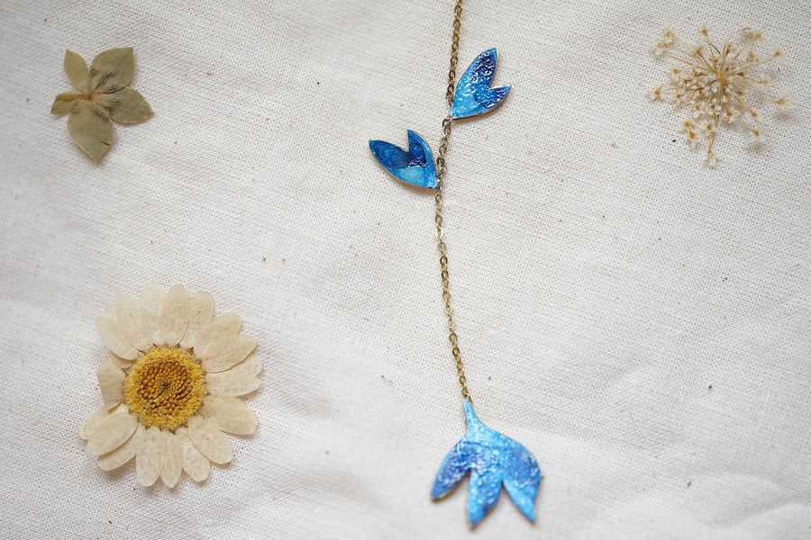 Collar plumaje suave