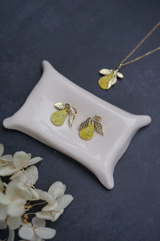 pear necklace