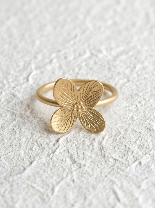 Anillo hortensia simple