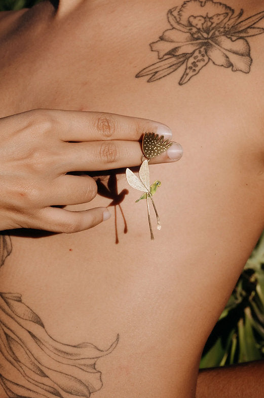 Grillitos y flores