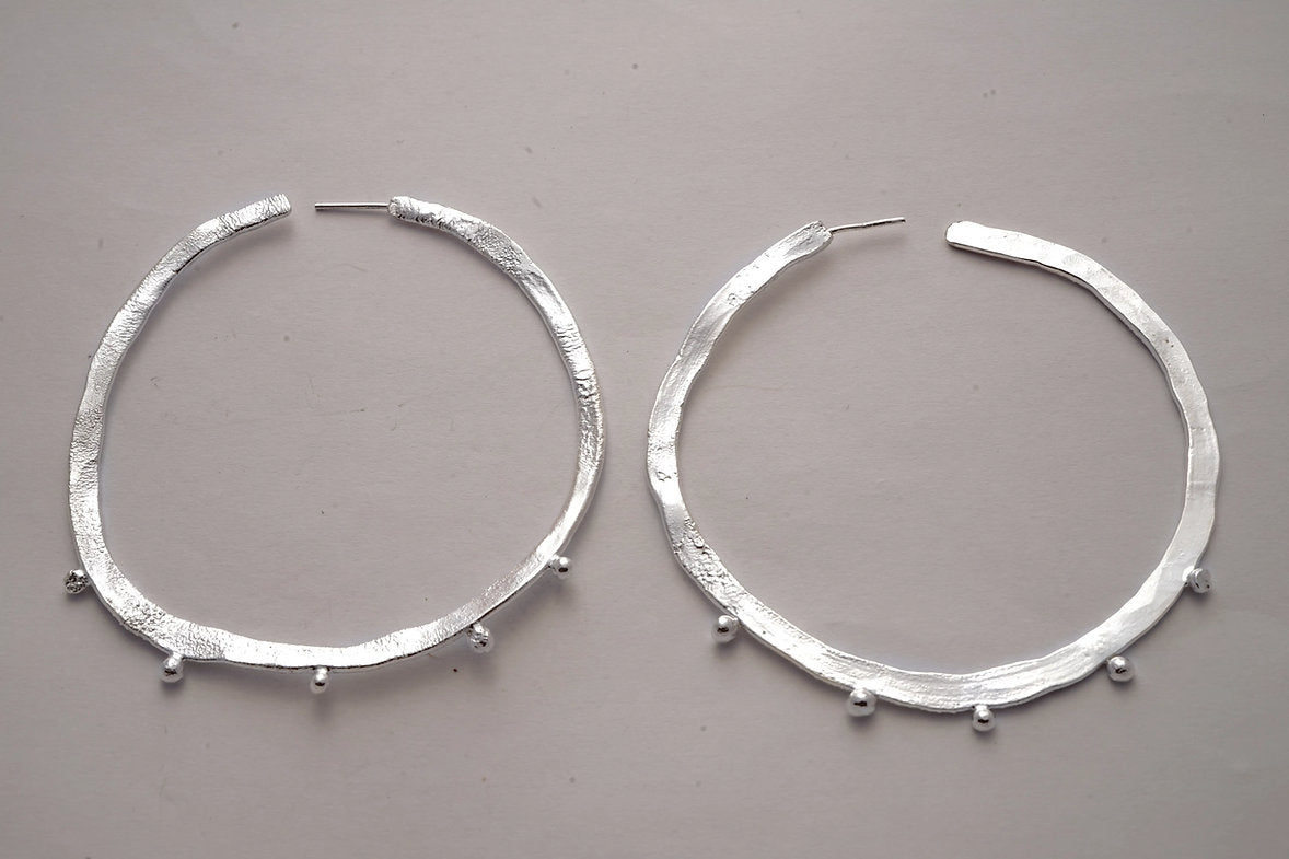 Argollas circulares gigantes