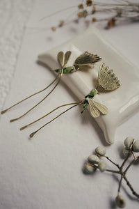 Grillitos y flores