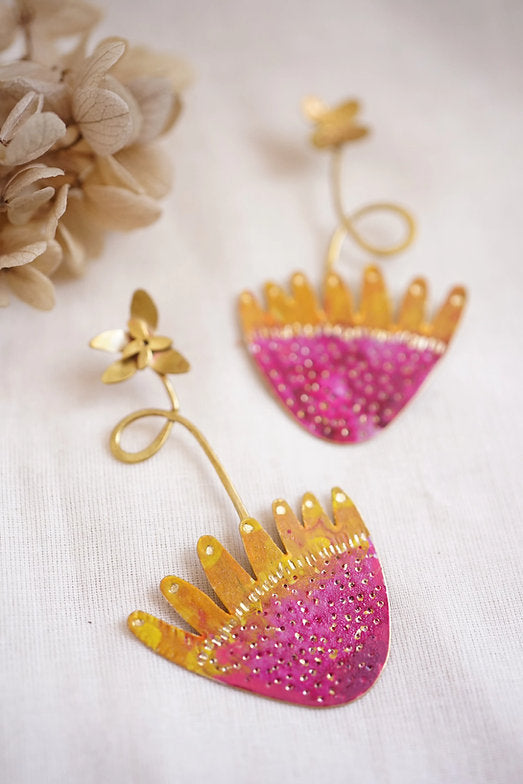 pendientes floreciendo