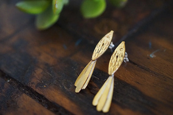 pendientes pequeños peces