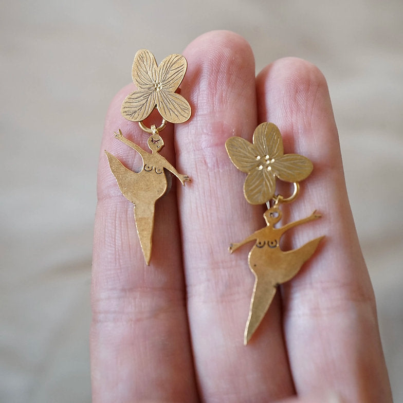 Pendientes flores y bailarinas