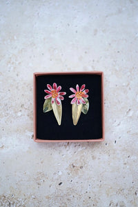 Pendientes hojas y flores