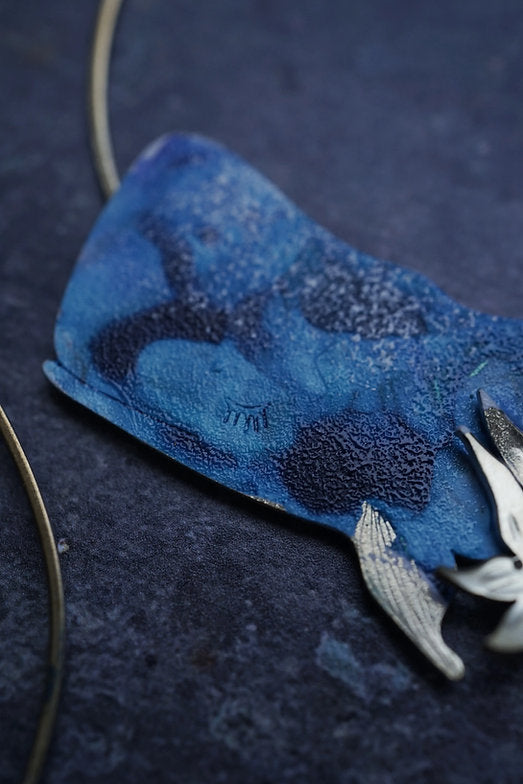 Pendientes ballenas grandes
