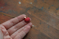 collar manzana
