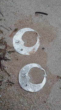 Argollas lunas