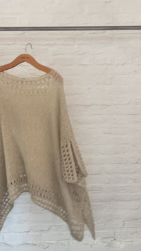 PONCHO GRULLA